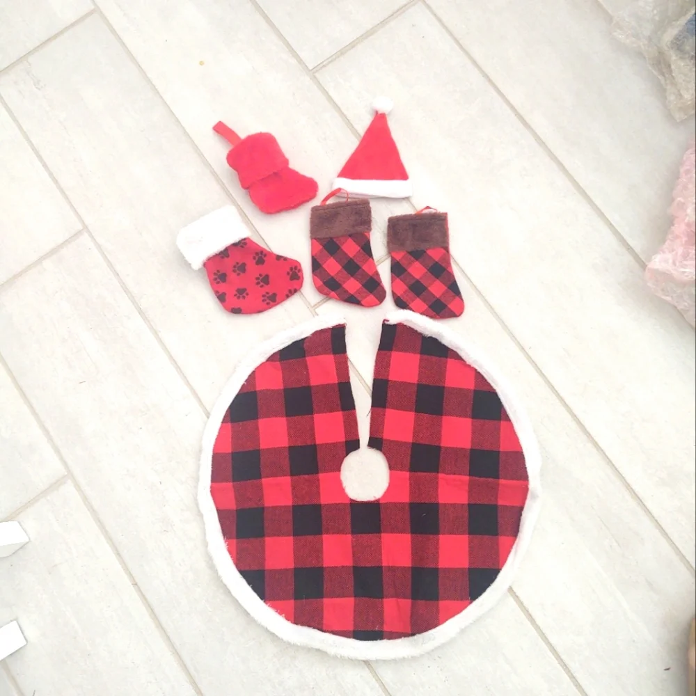Cute Small Christmas Tree Blanket & Stockings